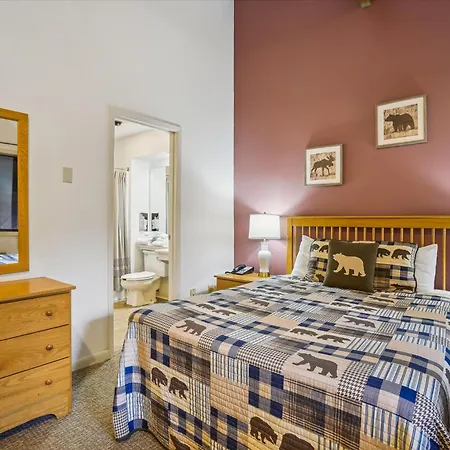 Cedarbrook Deluxe Two Bedroom Suite With Outdoor Heated Pool 20708